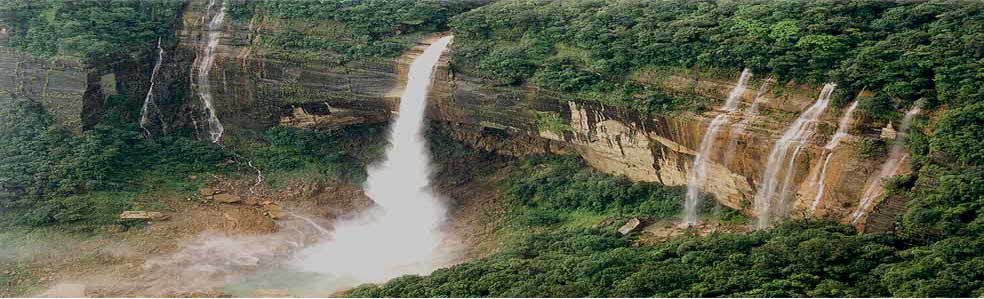 Nohkalikai Falls